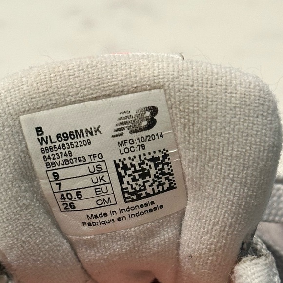 New Balance Sneakers - 696 - Picture 9 of 9